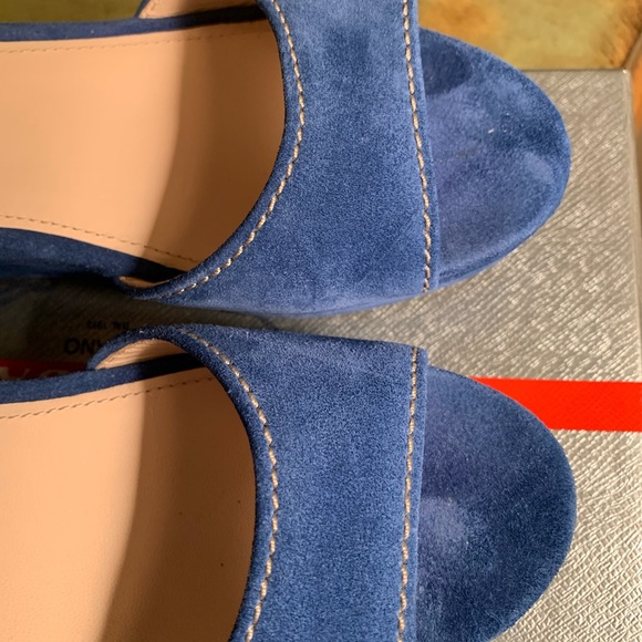 Used Prada Wedge - Picture 7 of 8